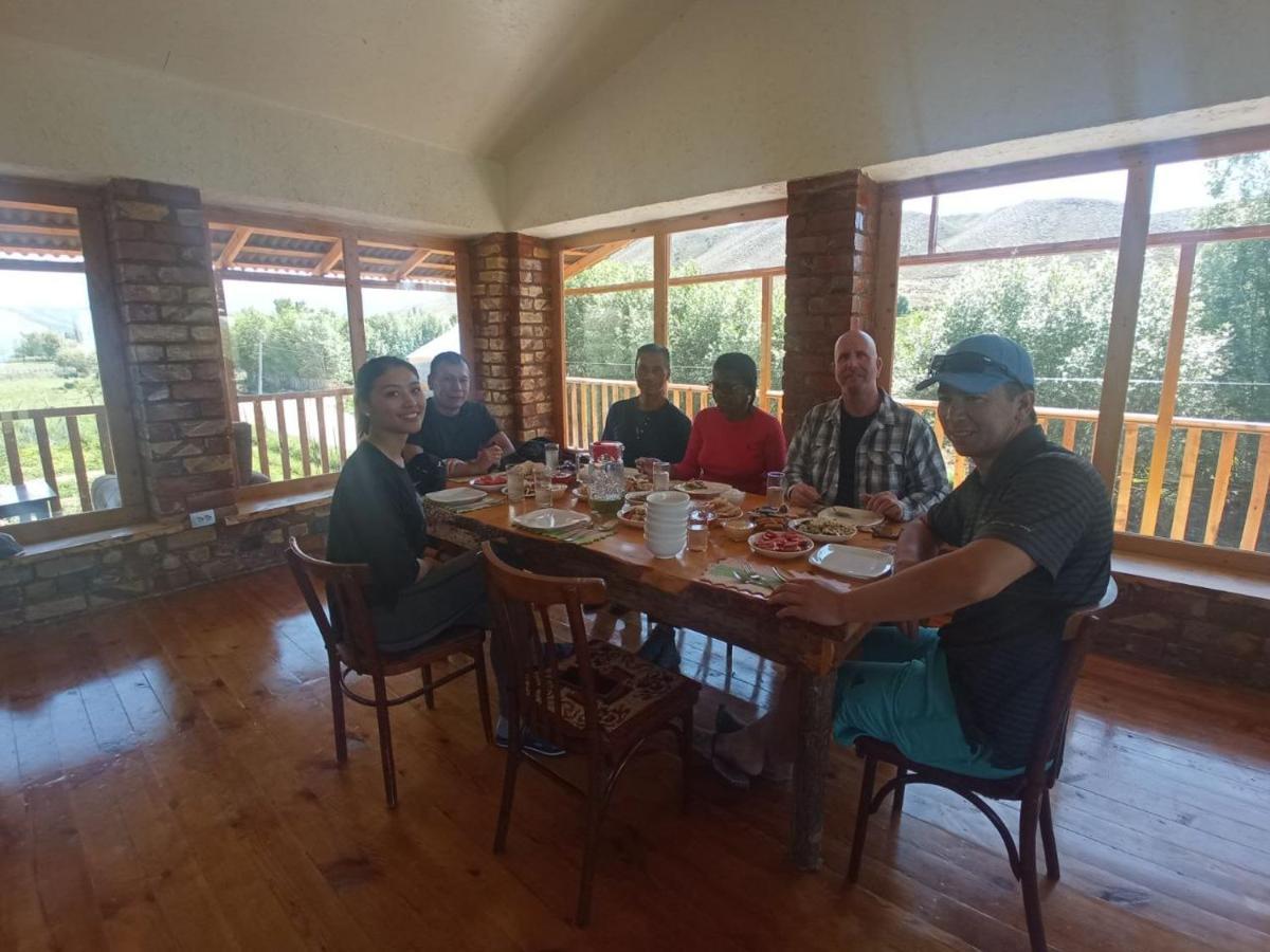 Eco Village Lodge Dzhetyoguz Ngoại thất bức ảnh