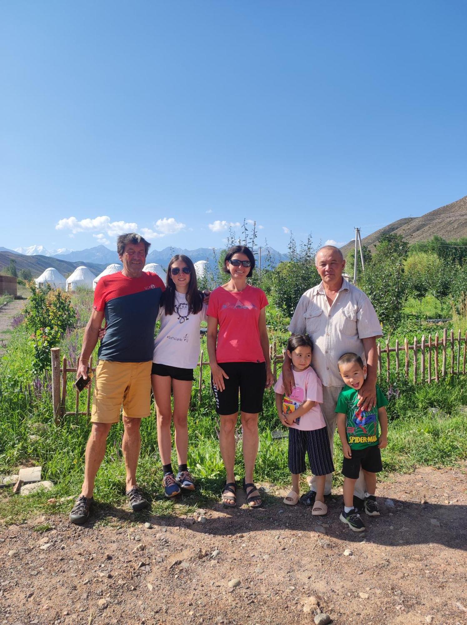 Eco Village Lodge Dzhetyoguz Ngoại thất bức ảnh